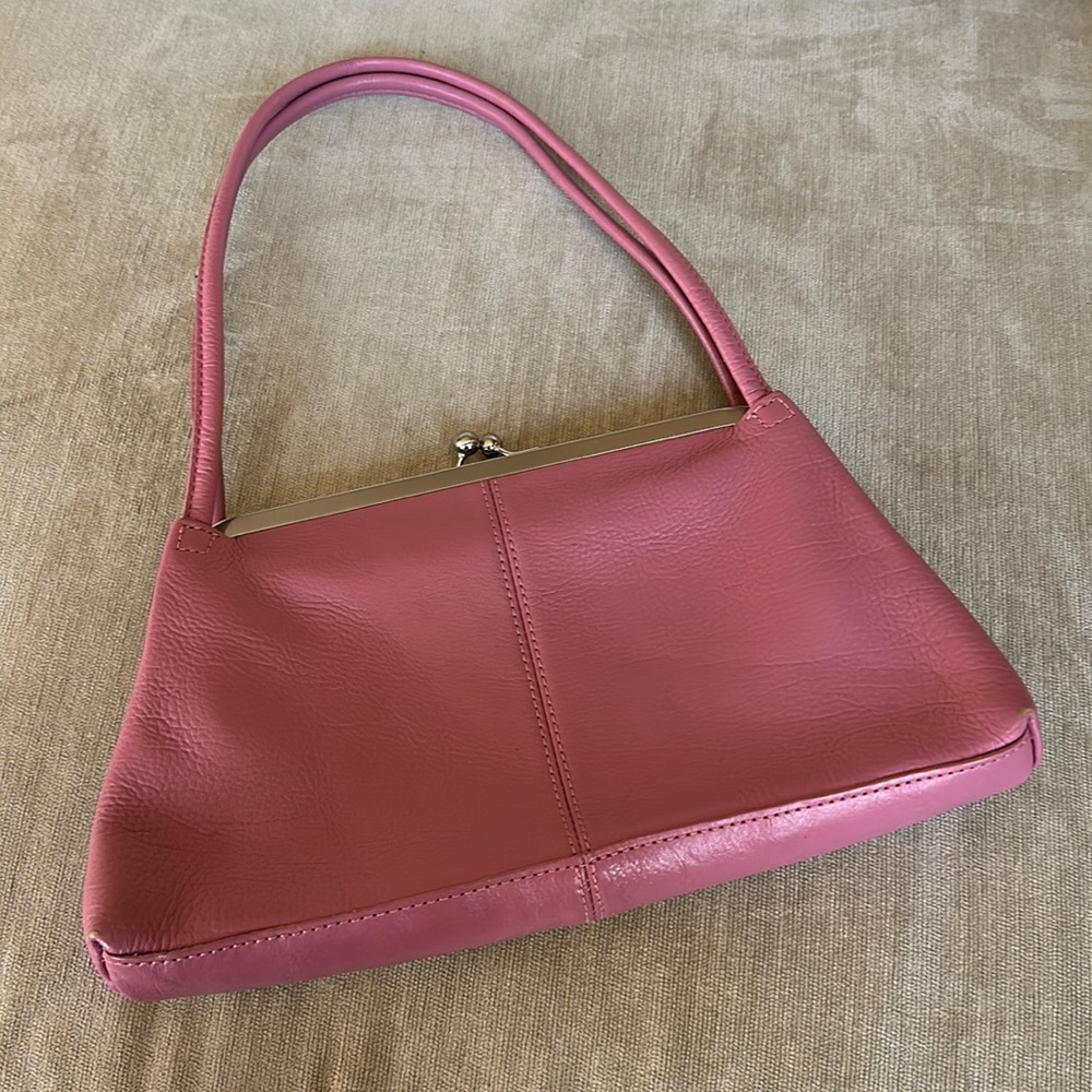 Pink leather bag in excellent condition
